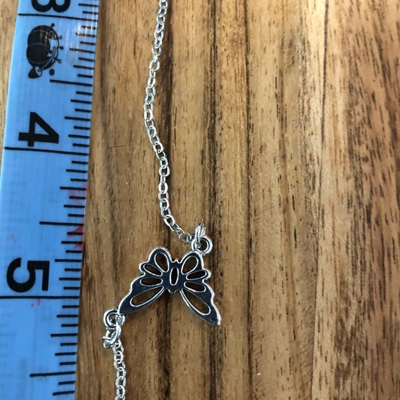 3/$25 NWT Beautiful Silver Stainless Steel Butterfly Charm and Chain Ank… - Picture 2 of 4